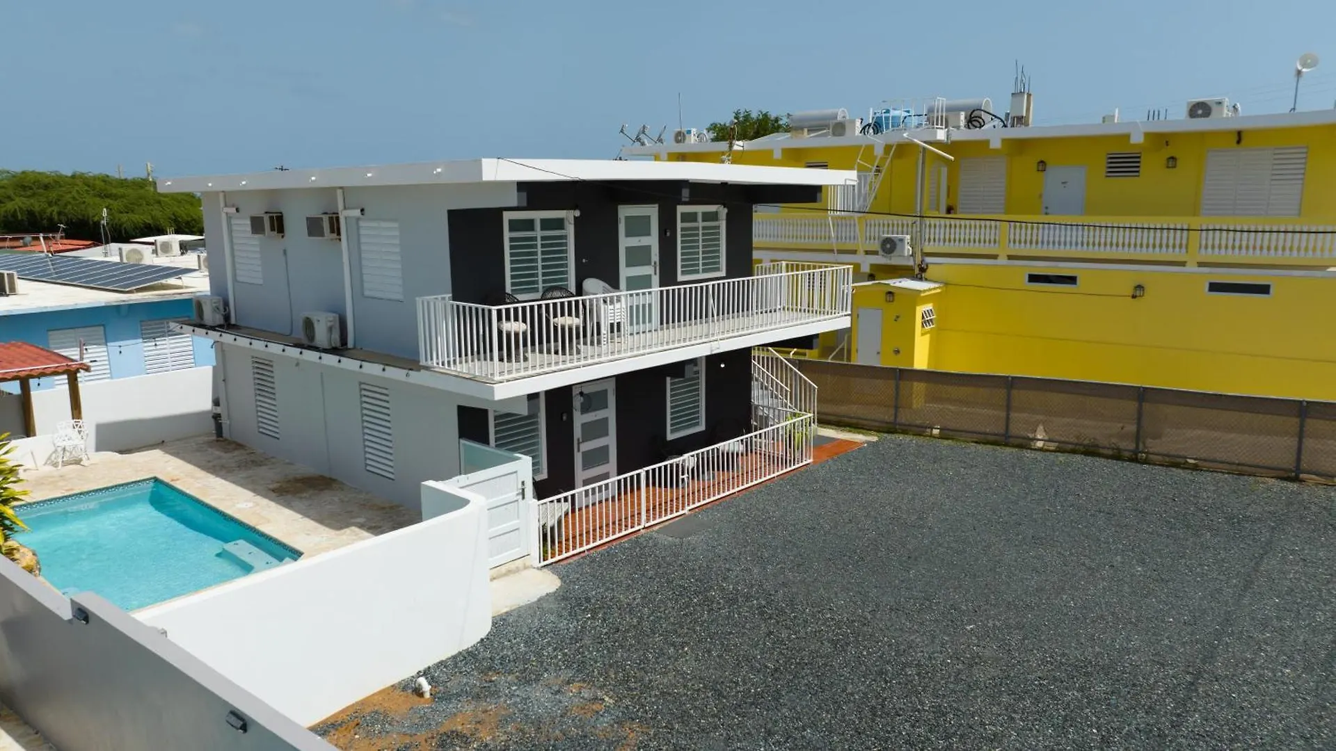 R&V Combate Beach House, 2Nd Floor With Pool Cabo Rojo Appartement