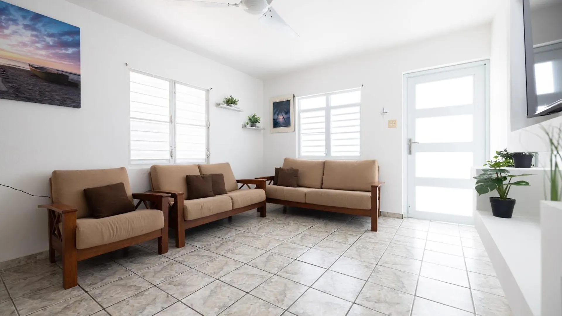 R&V Combate Beach House, 2Nd Floor With Pool Cabo Rojo Appartement