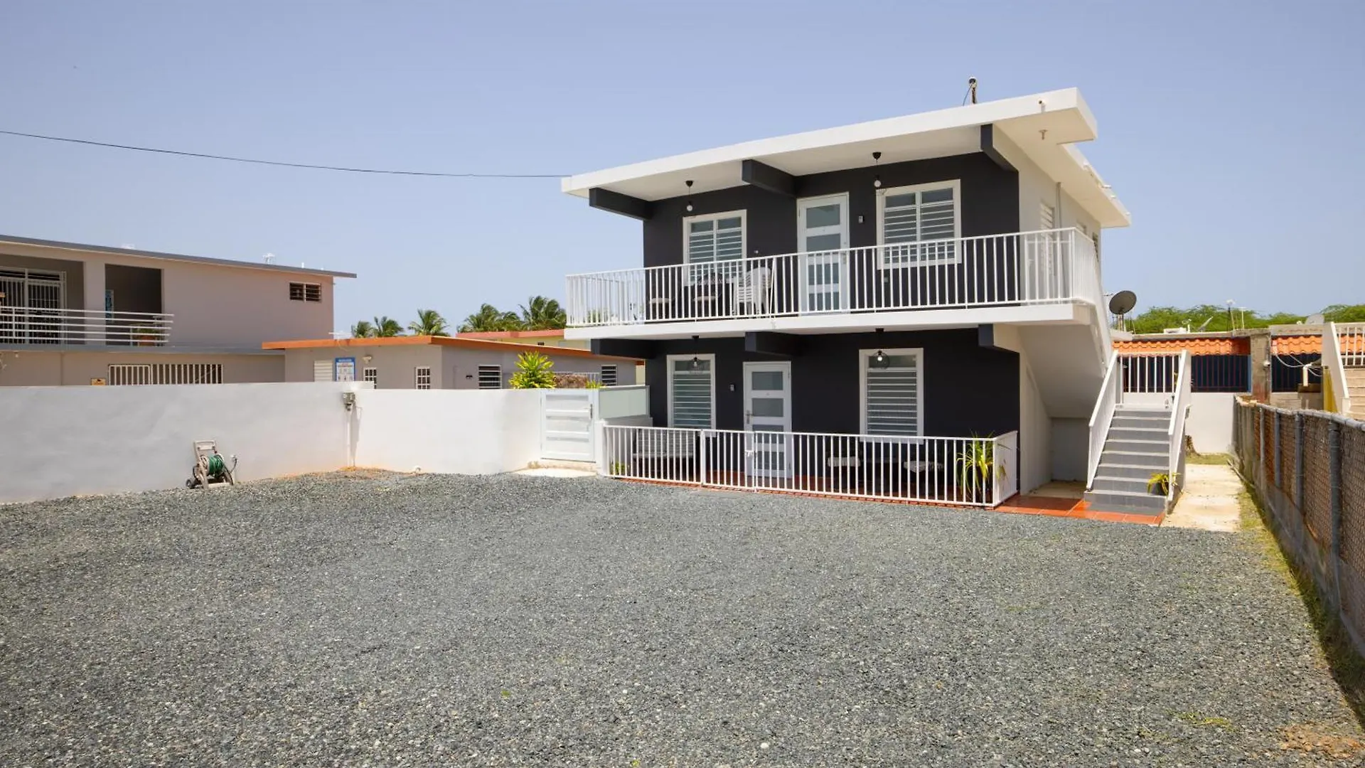 R&V Combate Beach House, 2Nd Floor With Pool Cabo Rojo